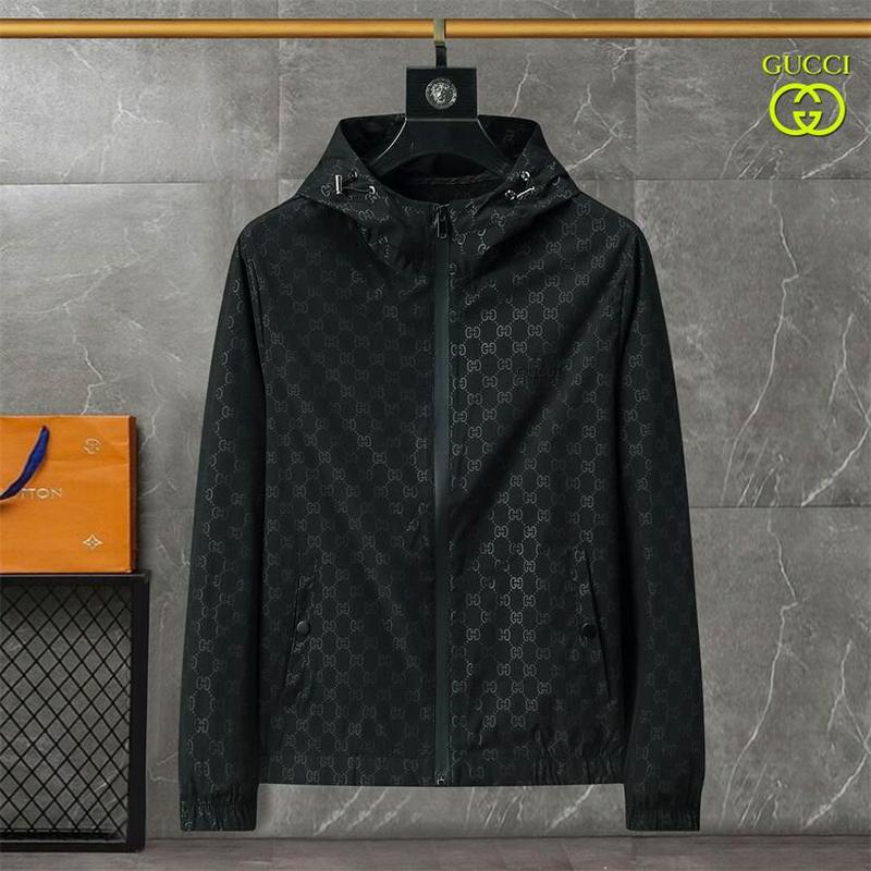 Gucci Men's Outwear 211